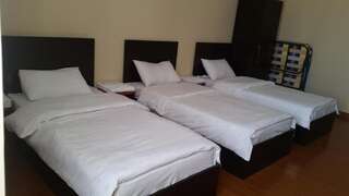 Отель Benefice Mini-Hotel & Tours Ереван Четырехместный номер с балконом-10