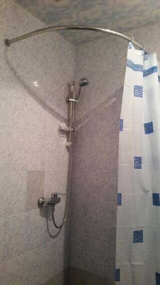 Отель Benefice Mini-Hotel & Tours Ереван Четырехместный номер с балконом-26